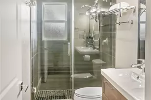 210 Marathon St, Houston, TX 77018 - Photo 10