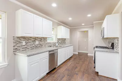 2801 Oak Drive, Dickinson, TX 77539 - Photo 4