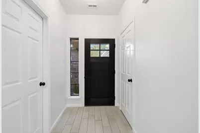 1910 Hunnington Drive, Conroe, TX 77303 - Photo 4