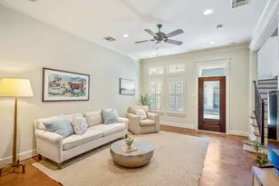 905 W 23rd St, Houston, TX 77008 - Photo 8
