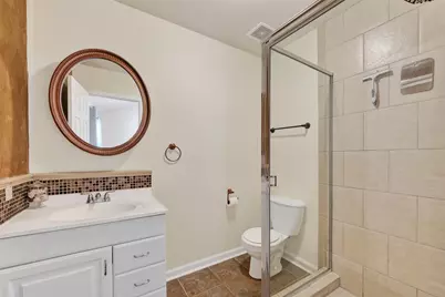 11 Highland Drive, Hitchcock, TX 77563 - Photo 18