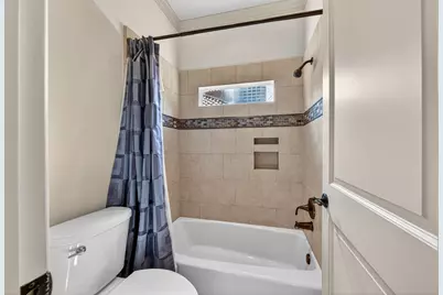 2400 Avalon Place, Houston, TX 77019 - Photo 40