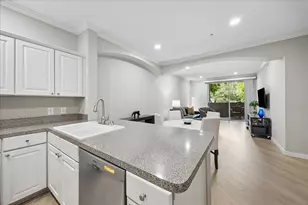 2100 Welch St, Houston, TX 77019 - Photo 4