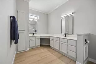 2100 Welch St, Houston, TX 77019 - Photo 12