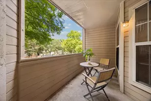 2100 Welch St, Houston, TX 77019 - Photo 14