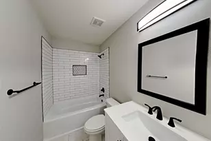 1002 Honeysuckle Vine Dr, Rosenberg, TX 77469 - Photo 10
