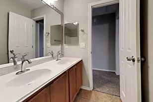 1002 Honeysuckle Vine Dr, Rosenberg, TX 77469 - Photo 8