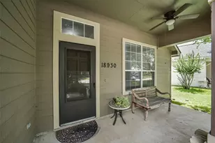 18930 Magnolia Arbor Ln, Tomball, TX 77377 - Photo 4