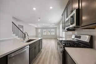 9510 Honey Run Ln, Cypress, TX 77433 - Photo 12