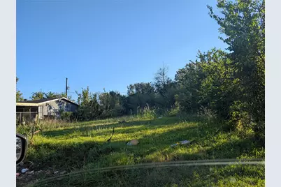 5326 Ridgeway Drive, Houston, TX 77033 - Photo 2