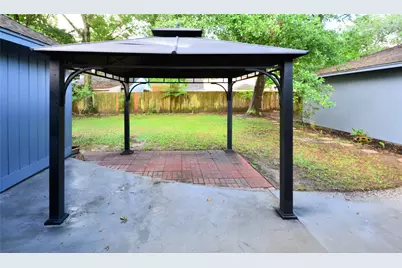 2402 River Village Drive, Houston, TX 77339 - Photo 36