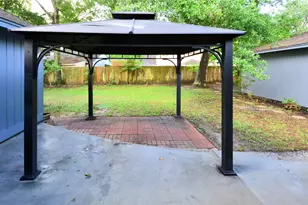 2402 River Village Dr, Houston, TX 77339 - Photo 36
