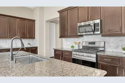 4226 Davis Oak Drive, Spring, TX 77386 - Photo 10