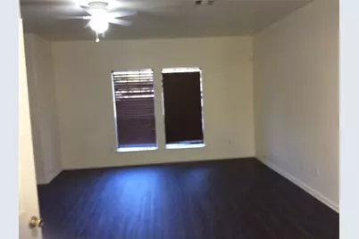 10441 Wicklowe, Houston, TX 77016 - Photo 2