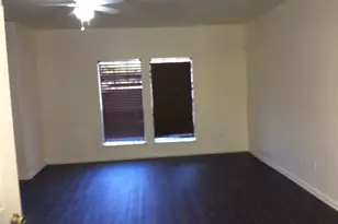 10441 Wicklowe, Houston, TX 77016 - Photo 2