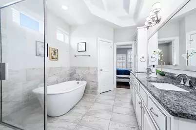 11027 Acorn Falls Drive, Houston, TX 77043 - Photo 30