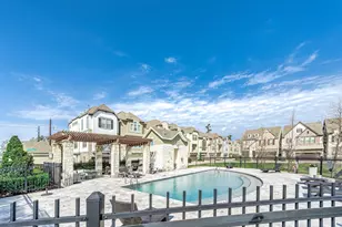 11027 Acorn Falls Dr, Houston, TX 77043 - Photo 36