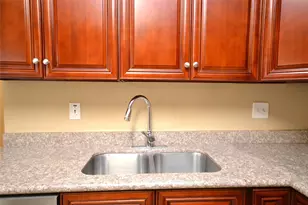 7107 Leader St, Houston, TX 77074 - Photo 12