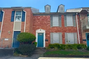1605 W Sam Houston Pkwy S, Houston, TX 77042 - Photo 2
