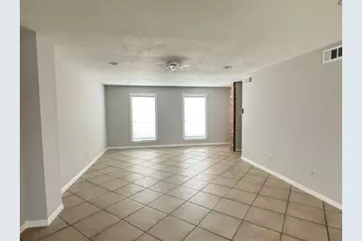 1605 W Sam Houston Parkway S, Houston, TX 77042 - Photo 4