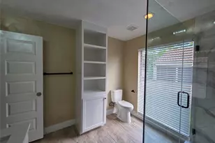 16406 Brook Forest Dr, Houston, TX 77059 - Photo 28
