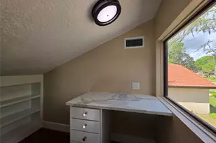 16406 Brook Forest Dr, Houston, TX 77059 - Photo 20