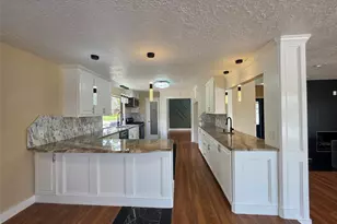 16406 Brook Forest Dr, Houston, TX 77059 - Photo 12