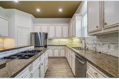 13514 Broadmeadow Lane, Houston, TX 77077 - Photo 20