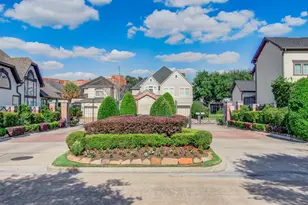 13514 Broadmeadow Ln, Houston, TX 77077 - Photo 2