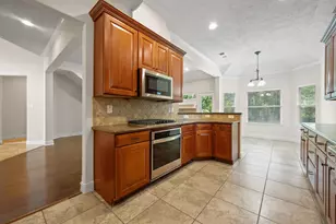 1743 Hill Top Ln, Kingwood, TX 77339 - Photo 16