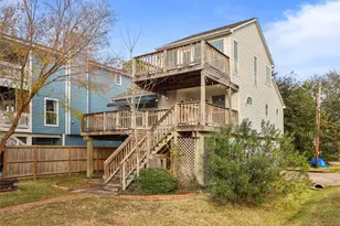 131 Oak Rd, Clear Lake Shores, TX 77565 - Photo 4