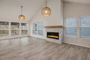 131 Oak Rd, Clear Lake Shores, TX 77565 - Photo 8
