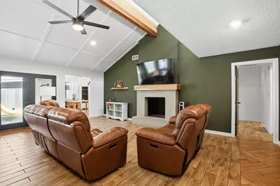 10711 Sageberry Drive, Houston, TX 77089 - Photo 34