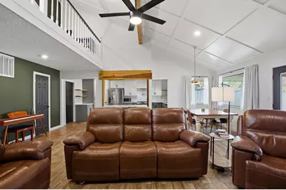 10711 Sageberry Drive, Houston, TX 77089 - Photo 32