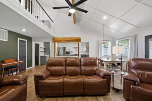 10711 Sageberry Dr, Houston, TX 77089 - Photo 32