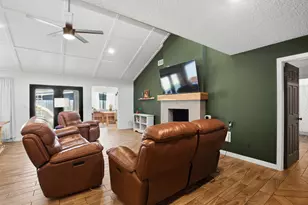 10711 Sageberry Dr, Houston, TX 77089 - Photo 38