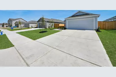 7611 Barcelona Springs Springs, Richmond, TX 77469 - Photo 2