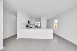 7611 Barcelona Springs Springs, Richmond, TX 77469 - Photo 16