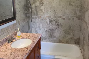 512 Wilmington Dr, Bellaire, TX 77401 - Photo 10