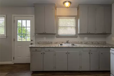 4710 El Paso Street, Beaumont, TX 77703 - Photo 12