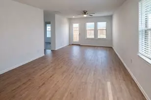 1315 Millers Pass Dr, Rosenberg, TX 77471 - Photo 2