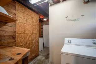 1911 Forest Hill Blvd, Houston, TX 77023 - Photo 16