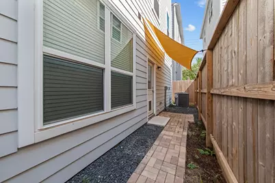 623 Link Road, Houston, TX 77009 - Photo 22