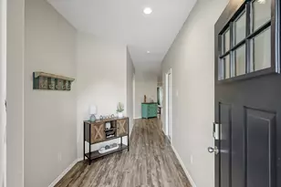 11372 Dawn Beach Ln, Conroe, TX 77304 - Photo 2