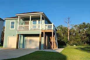 6206 Lacey Oak Dr, Hitchcock, TX 77563 - Photo 2