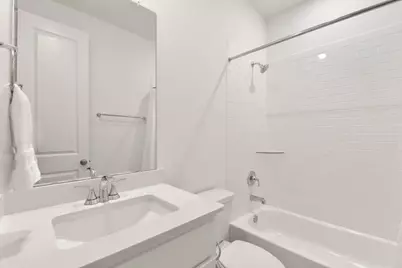 11915 S Pavillion Drive, Mont Belvieu, TX 77523 - Photo 26