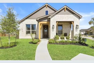 11915 S Pavillion Drive, Mont Belvieu, TX 77523 - Photo 2