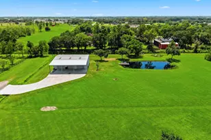 835 Hall Rd, Alvin, TX 77511 - Photo 48
