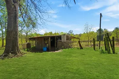 452 Ashley, Livingston, TX 77351 - Photo 22