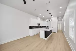 5226 Ricky St, Houston, TX 77033 - Photo 16